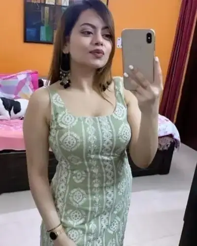 Call Girl in Karawal Nagar